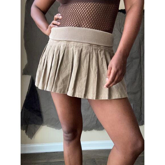 Anthropologie Pilcro Tan Corduroy Foldover Waistband Pleated Skort Size Small - Picture 1 of 9